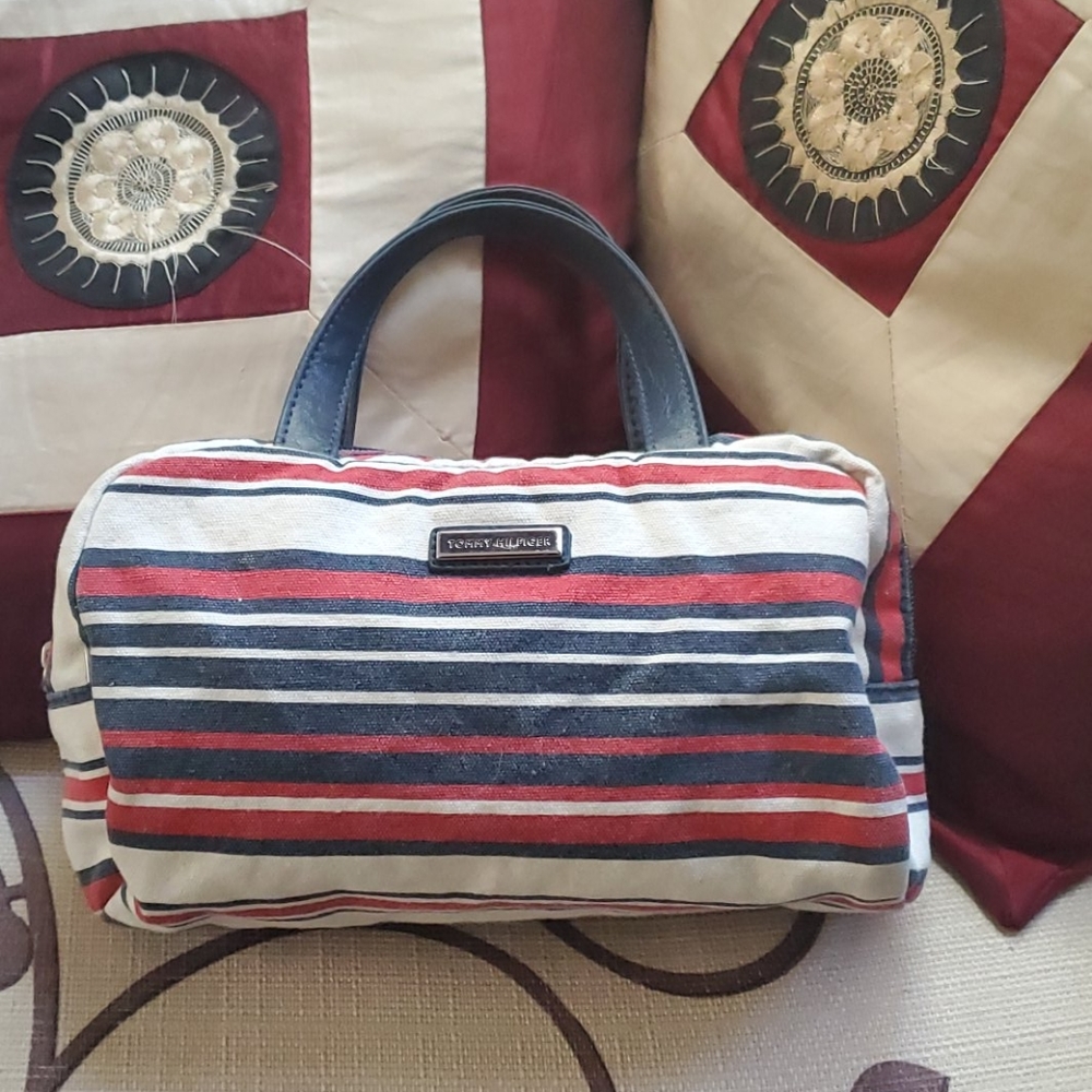 Tommy Hilfiger Canvas Stripped Tote Bag